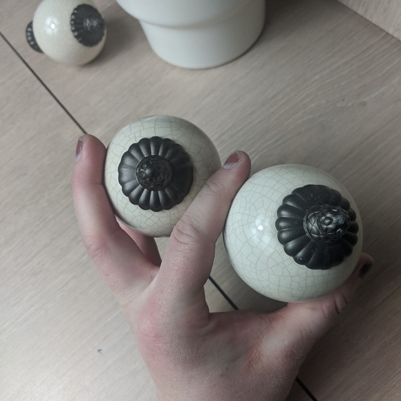 Vintage Curtain Rod Ornaments - Picture 3 of 7